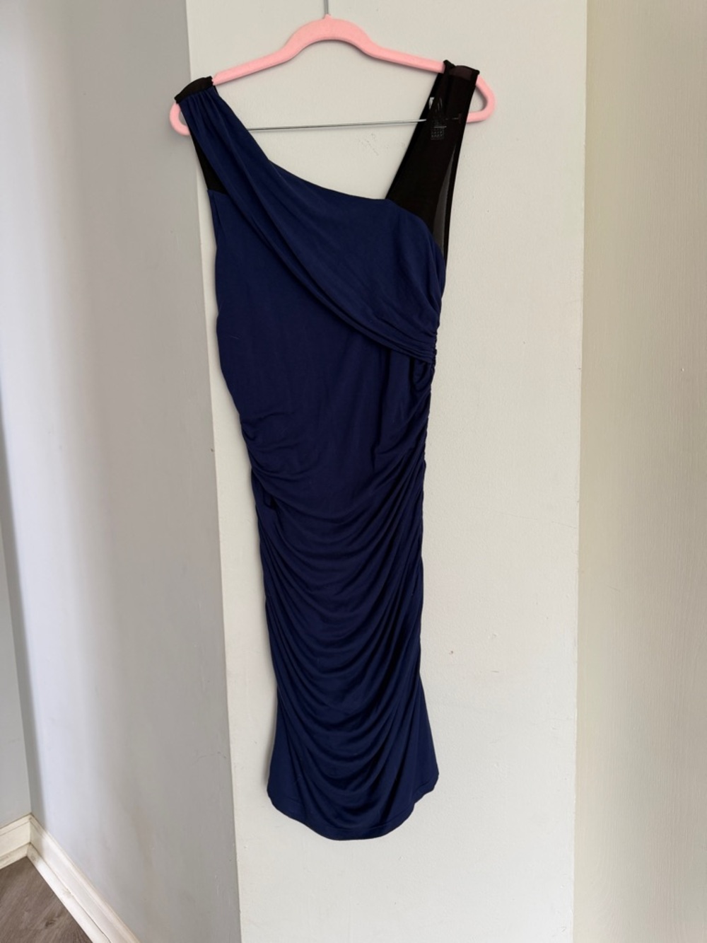 Express Dress in Deep Blue - Picture 2 of 4